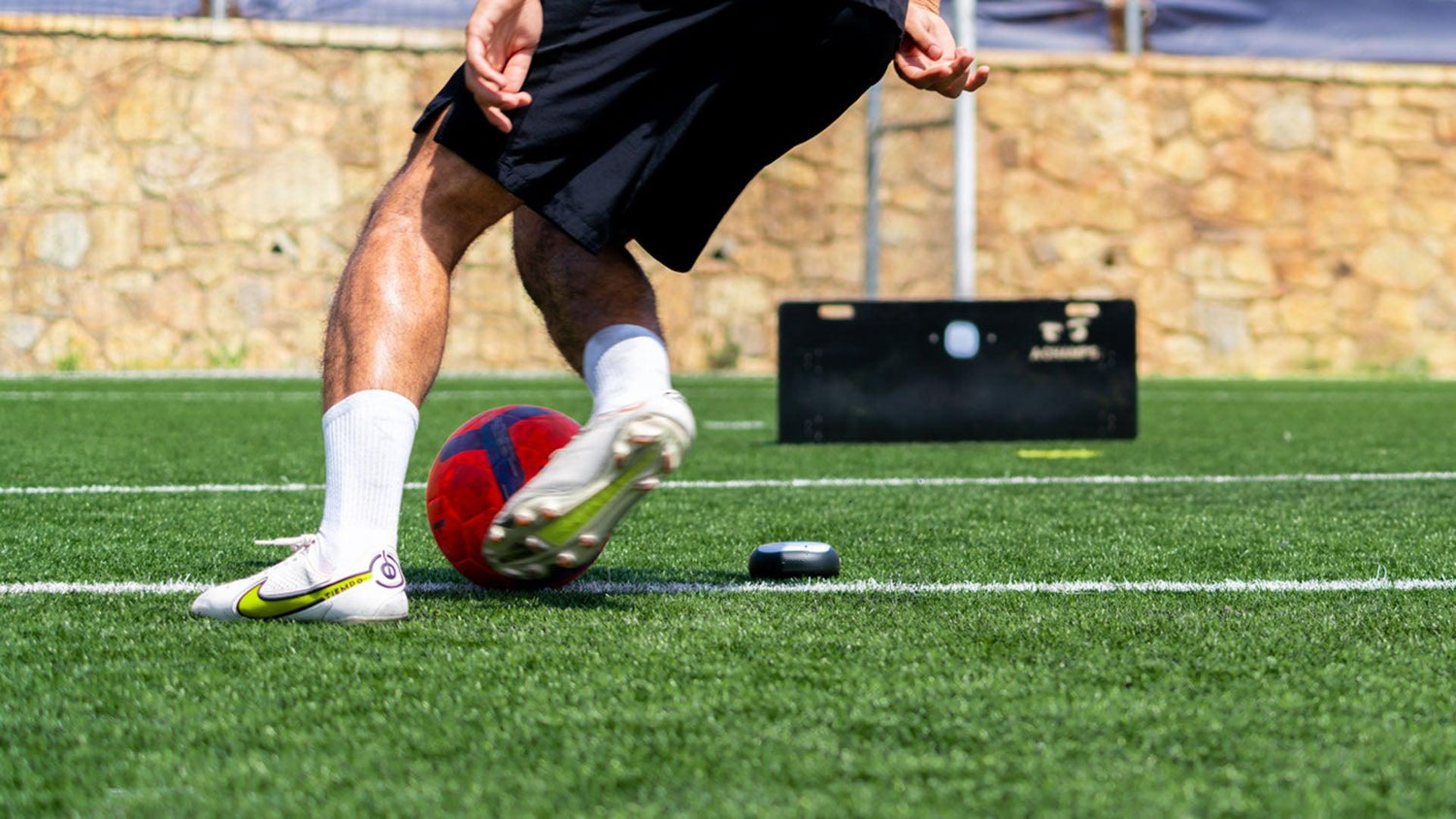 How to get quicker feet: Unlocking speed and agility on the soccer field with A-Champs - A-Champs Interactive Training Solutions S.L.
