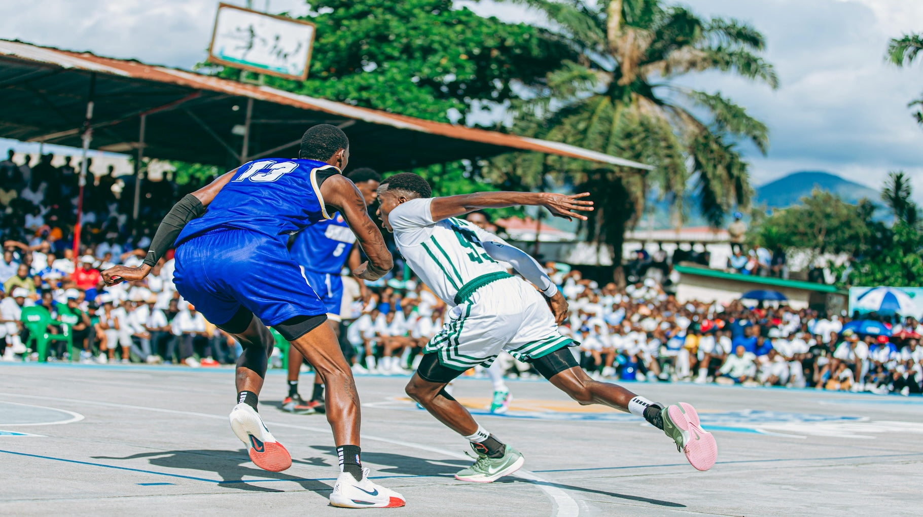 Small Forward Position in Basketball: Role, Responsibiliites & Key Skills