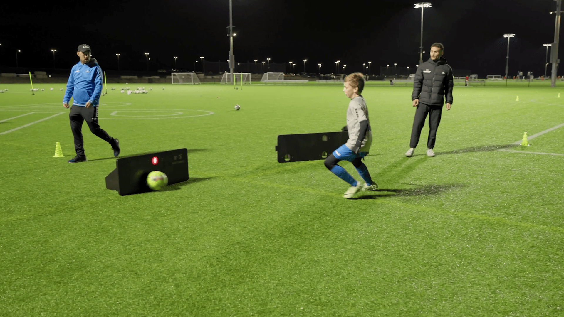 How to Remember to Scan in Soccer: Habits and Strategies - A-Champs Interactive Training Solutions S.L.