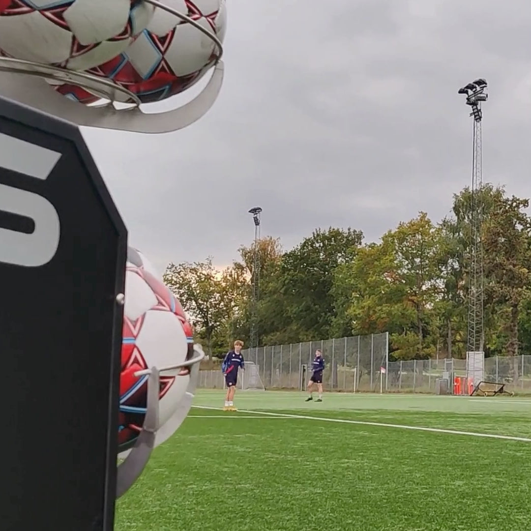 Discover precision training with the football cannon from A-Champs