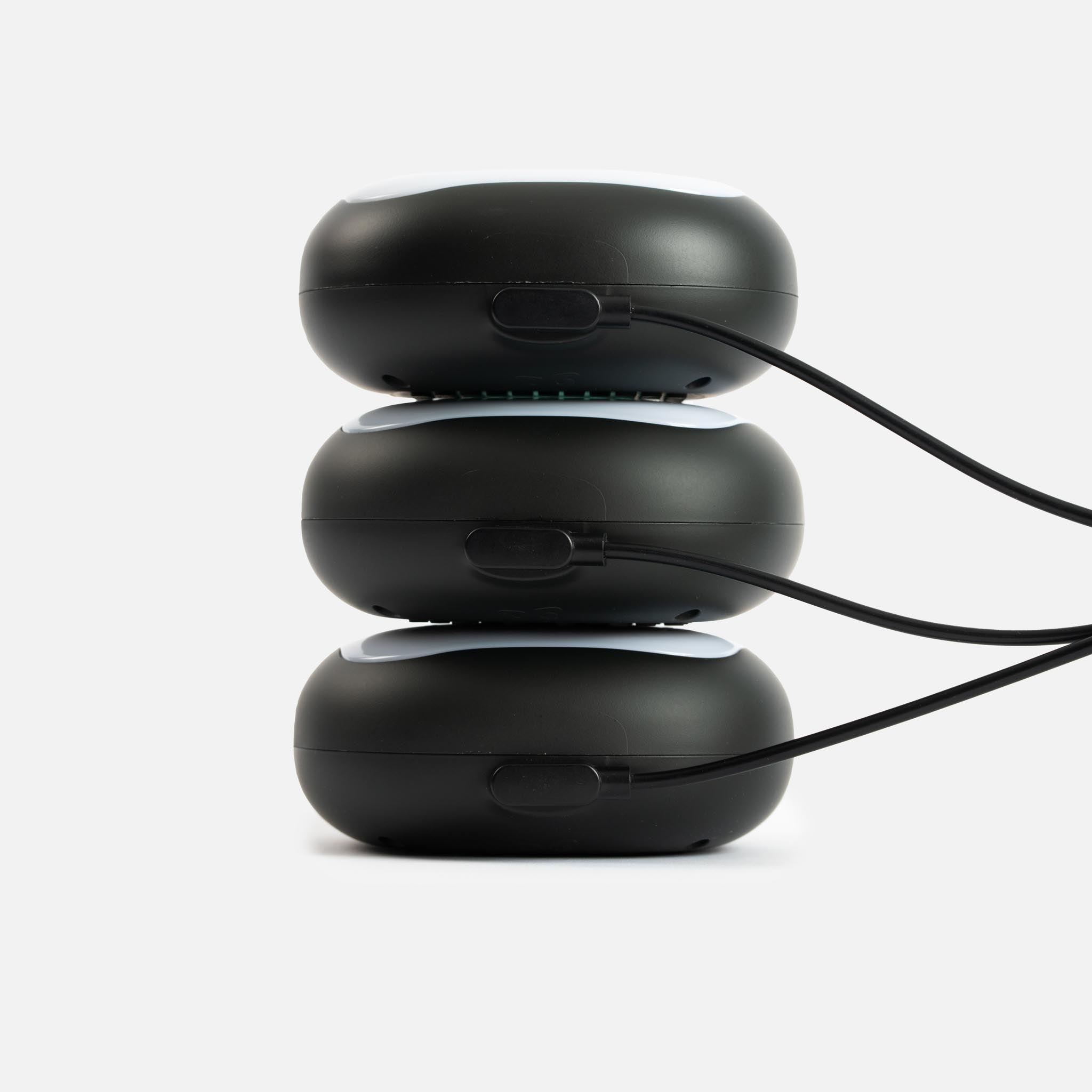 Charge your ROX on the go with the travel charger by A-Champs
