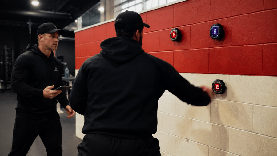 Neuro-athletic training session using visual cues