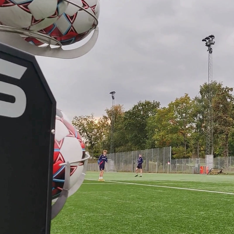 Discover precision training with the football cannon from A-Champs 